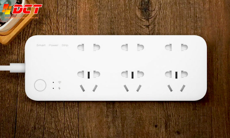 Trên thị trường hiện nay có nhiều loại ổ cắm thông minh khác nhau, phân biệt theo thương hiệu, tính năng và thiết kế